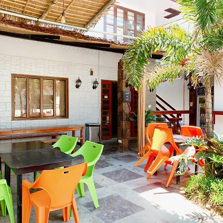 Residencia Katrina Bed And Breakfast Ель-Нідо Екстер'єр фото