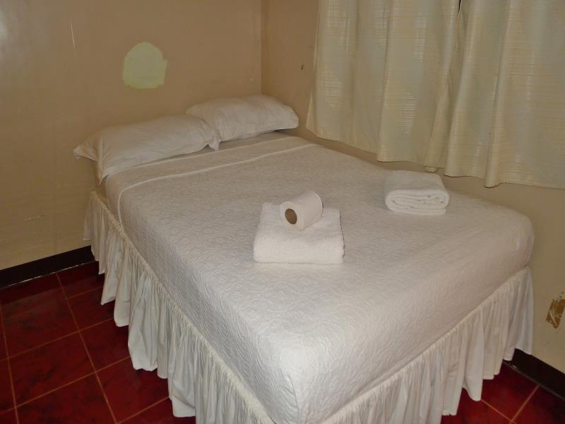 Residencia Katrina Bed And Breakfast Ель-Нідо Екстер'єр фото