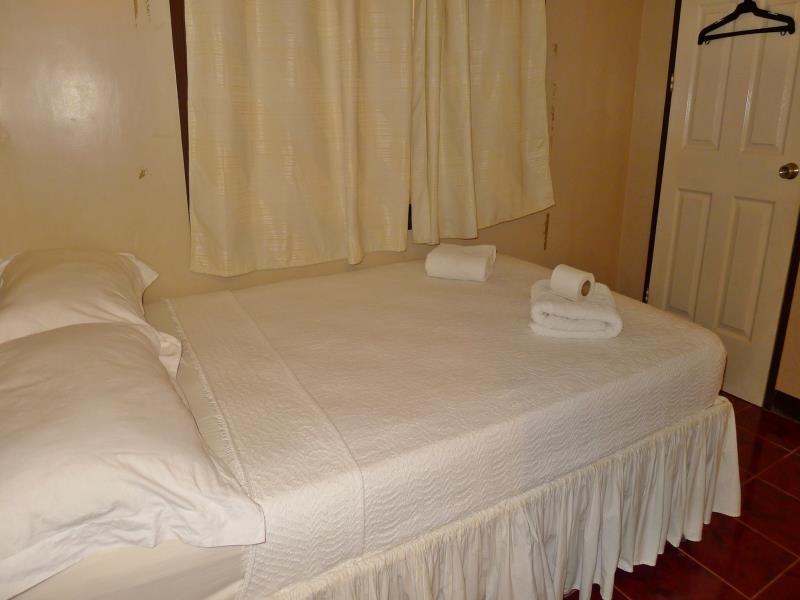 Residencia Katrina Bed And Breakfast Ель-Нідо Екстер'єр фото