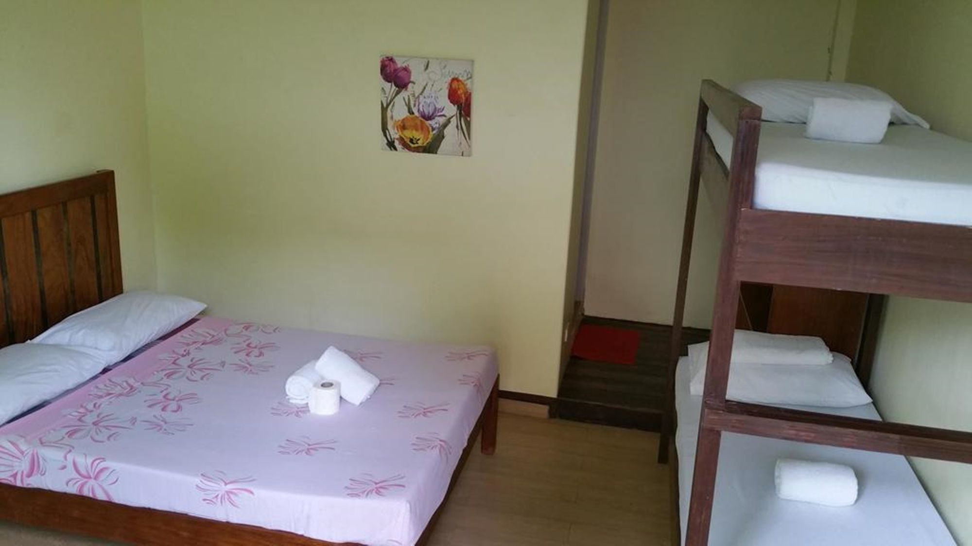 Residencia Katrina Bed And Breakfast Ель-Нідо Екстер'єр фото